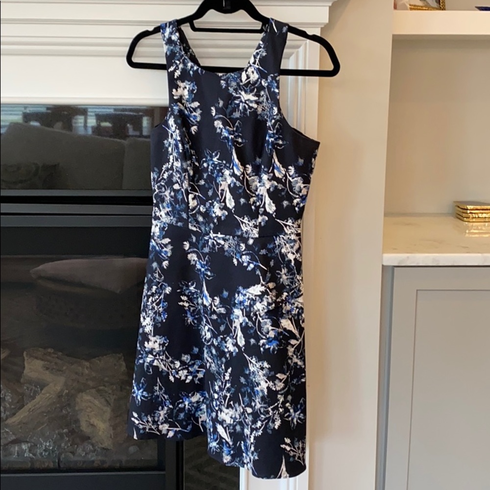 Parker Cocktail Dress Size M